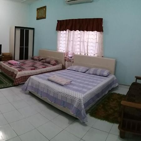 Dhia Irdina Homestay Paya Rewak エクステリア 写真