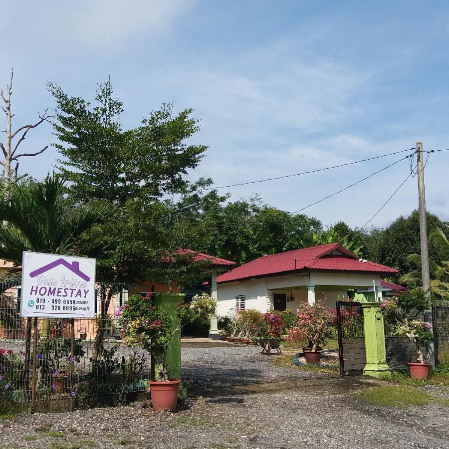 Dhia Irdina Homestay Paya Rewak エクステリア 写真