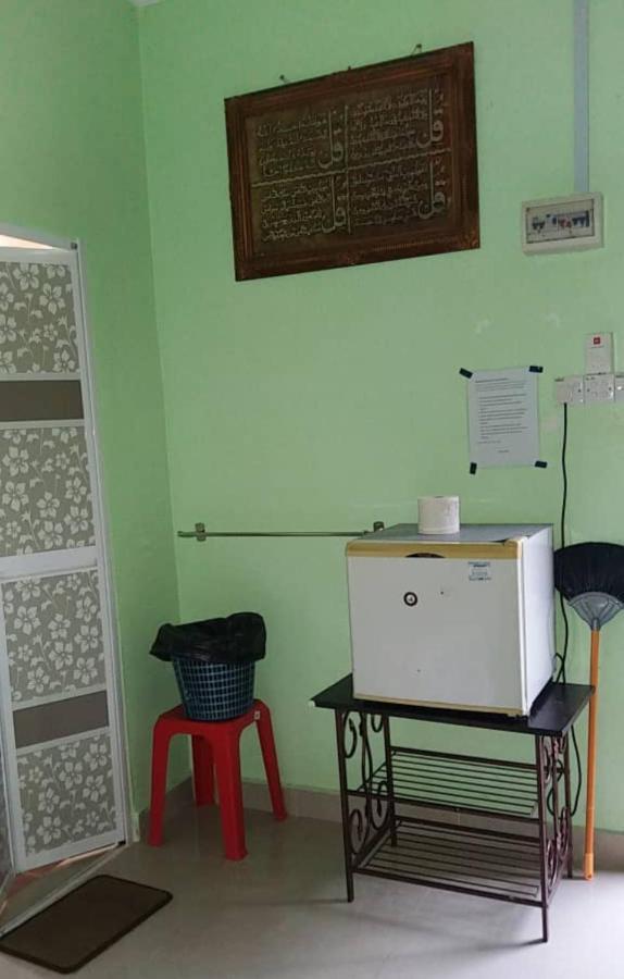 Dhia Irdina Homestay Paya Rewak エクステリア 写真