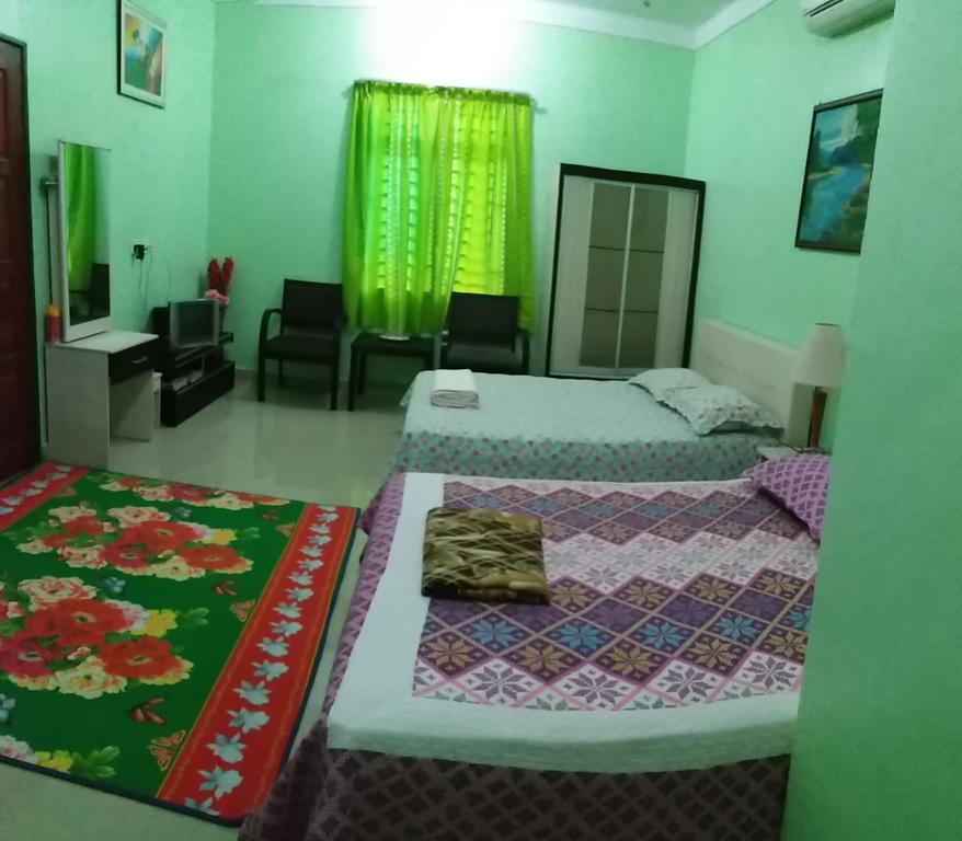 Dhia Irdina Homestay Paya Rewak エクステリア 写真
