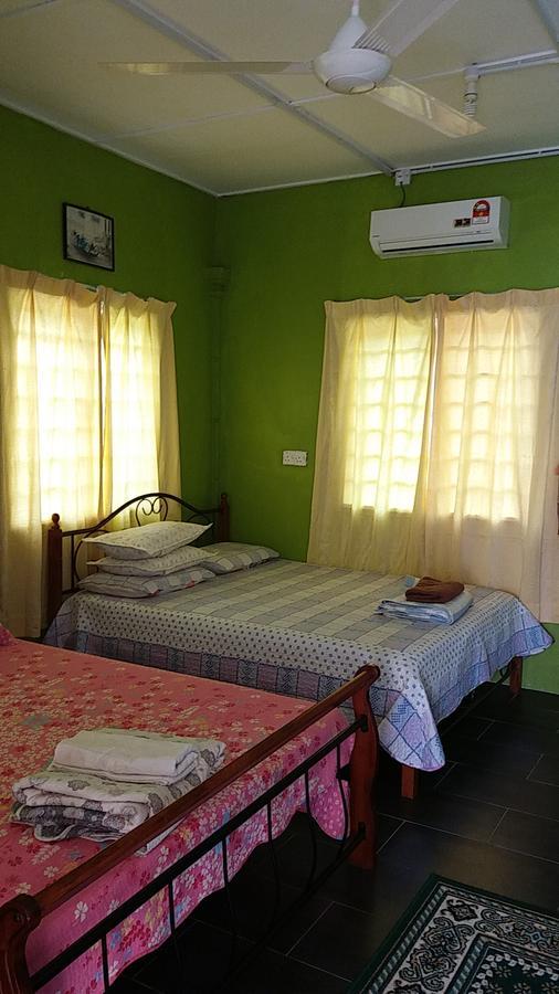Dhia Irdina Homestay Paya Rewak エクステリア 写真