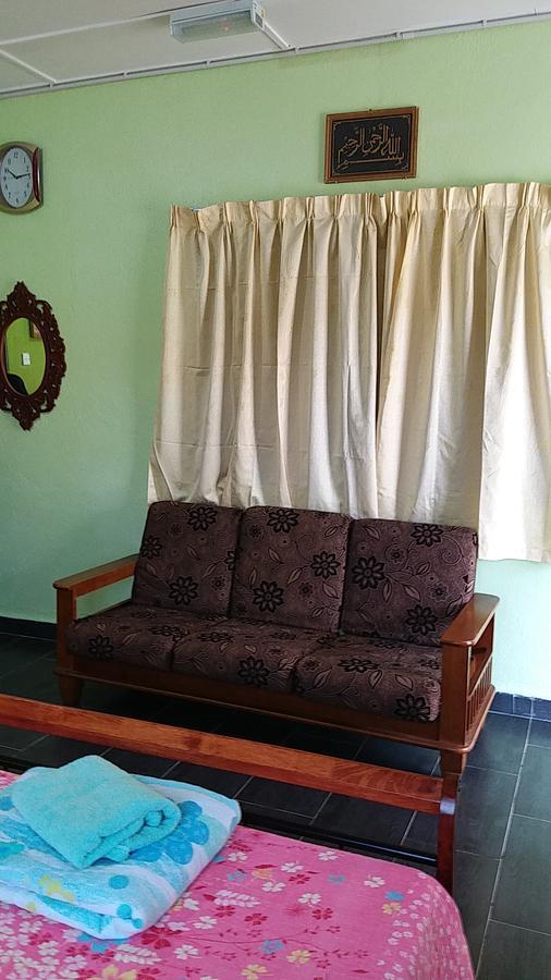 Dhia Irdina Homestay Paya Rewak エクステリア 写真