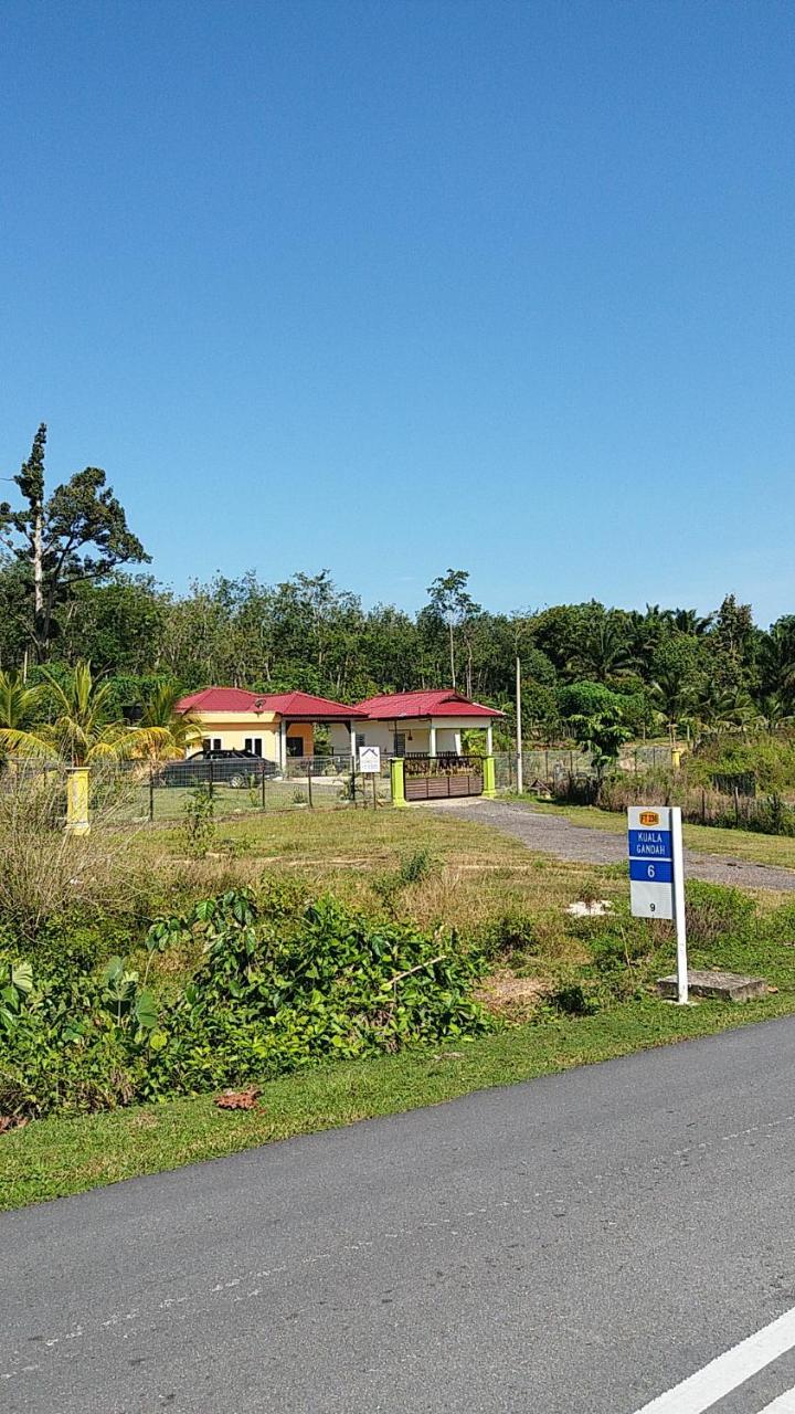 Dhia Irdina Homestay Paya Rewak エクステリア 写真