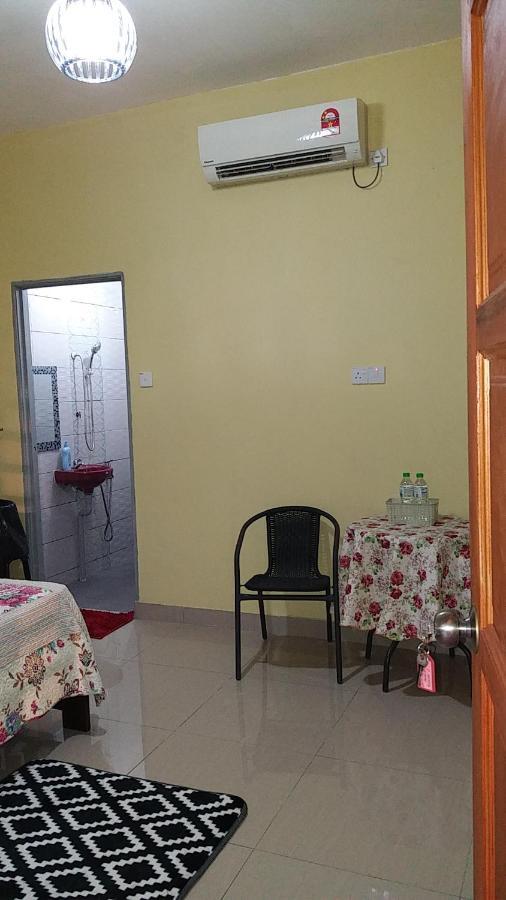 Dhia Irdina Homestay Paya Rewak エクステリア 写真