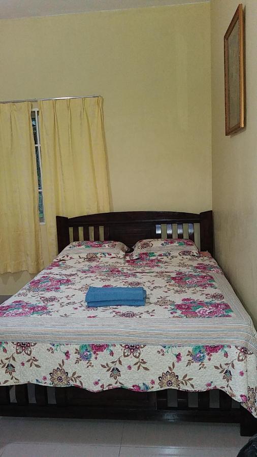 Dhia Irdina Homestay Paya Rewak エクステリア 写真